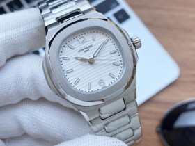 白  实物拍摄品牌:  百达翡丽-PATEK PHILPPE  手雷系列类型 女士腕表