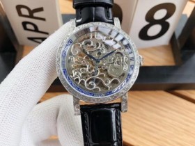 限量版 百达翡丽 雕花工艺作为制表界的蓝血贵族,百达翡丽在制表上不断地前进和创新,在今这款腕表