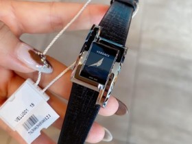 原单批 Versace范思哲的手表是出名的时尚时装款