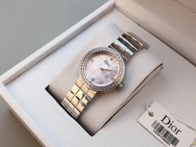 Dior-迪奥网格女表以唯美时尚和精湛品质,成就心之所属饱满圆润的腕表