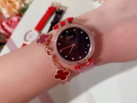 「麦芽糖」迪奥全新高级珠宝系列腕表