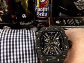 理查德•米勒 RichardMille RM12-01是一枚非常有现在感的腕表