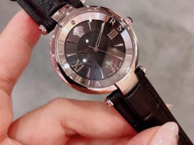 范思哲Versace 最新款真皮腕表