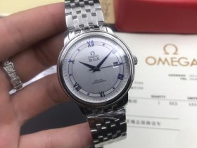 品牌:  欧米茄-OMEGA  蝶飞系列表带精钢表带