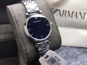 新款阿玛尼Armani 女款石英腕表