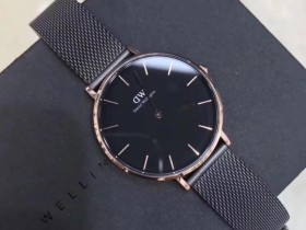 原单DW全新推出简约时尚手表